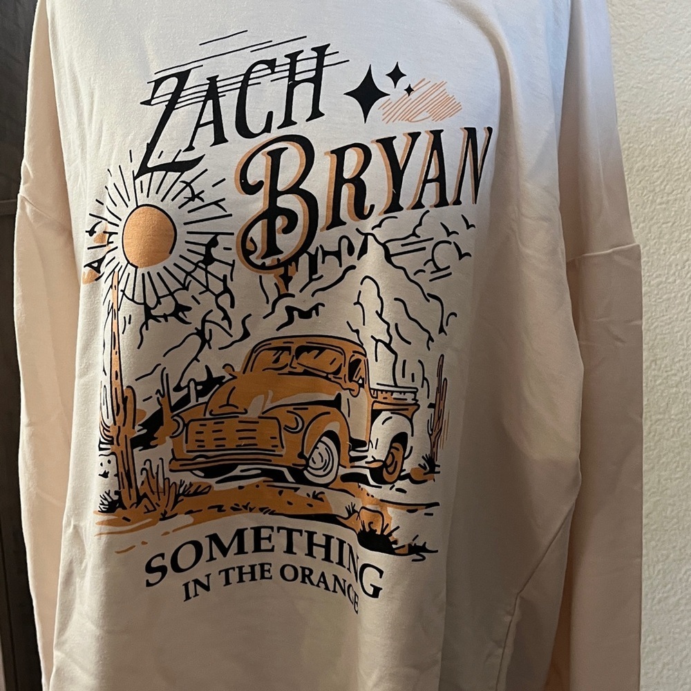 Zach Brown Graphic long sleeve tee - Picture 2 of 3